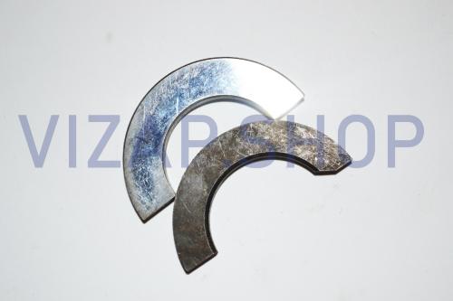 31606-1701141 - Полукольцо упорное КПП УАЗ 5-ст (Арзамас)
