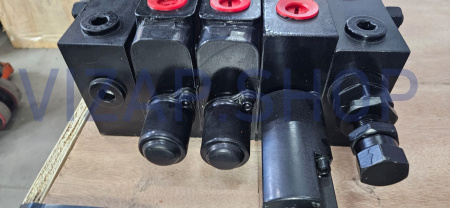 240100160994 - Гидрораспределитель YTO ELG1604 (LG1304.61A.011-2SZ)