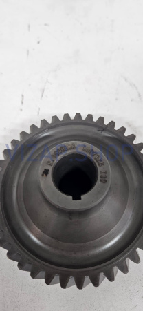 240100008265 - Шестерня компрессора воздушный YTO NLX804 (R.060021A)