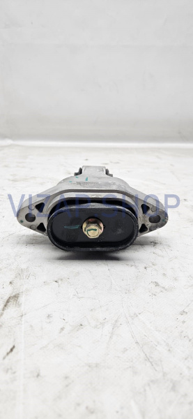 1001165BK02-39 - Подушка КПП FAW Bestune T77