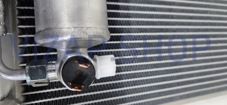 240100222580 - Радиатор кондиционера YTO EMF554X (MKZ1204G-81-012)