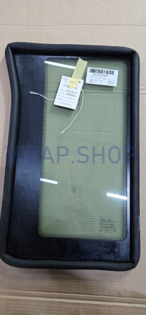 240100300884 - Стекло лобовое YTO ELG1604 (LX2004.45.018)