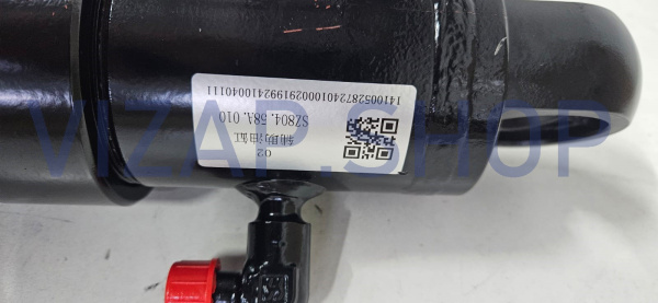 240100029199 - Гидроцилиндр подьема задней навески YTO NLX804 (SZ804.58A.010)